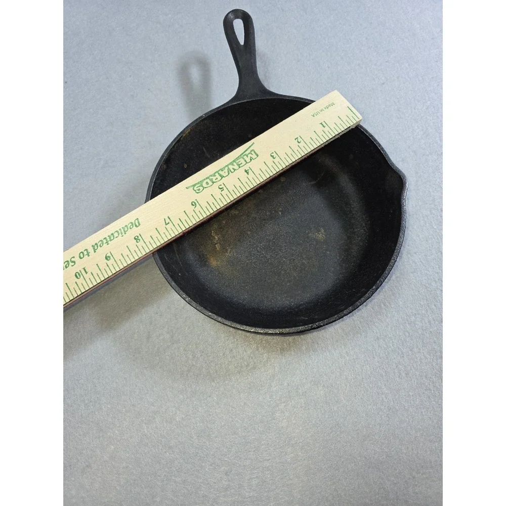 Vintage Martha White Cast Iron Skillet